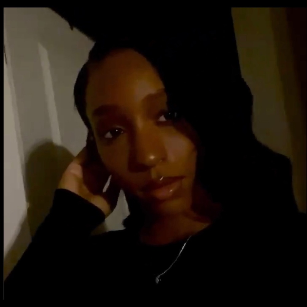 Meet your Posher, Zoe